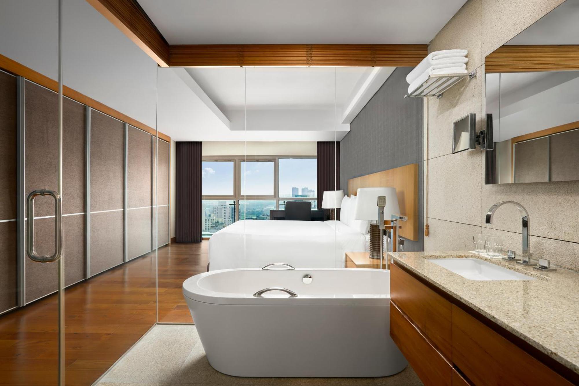 Jw Marriott And Saigon Hotel 5*
